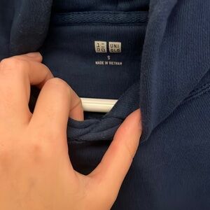 Navy blue sweater Uniqlo